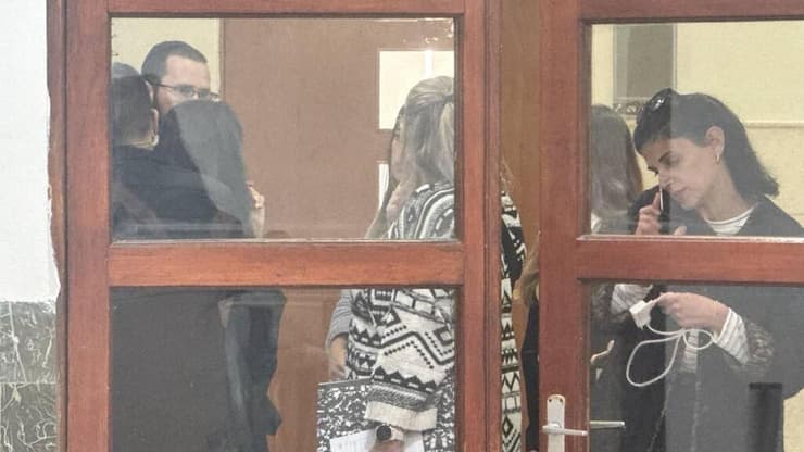 קציני משטרה מגיעים לחקירות במח"ש