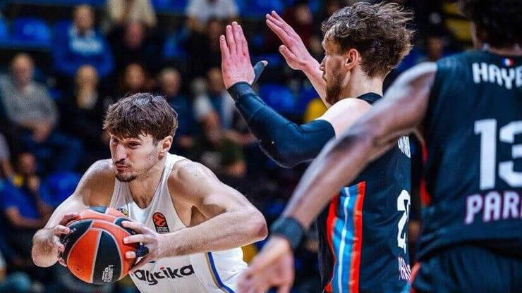 מכבי ת"א רומן סורקין פריז באסקט