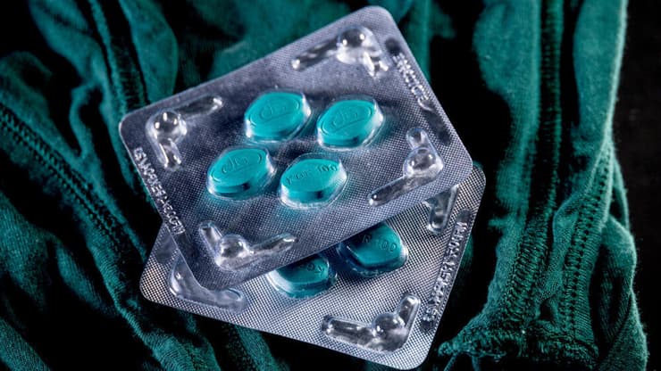 טבליות קמגרה. "כמה שאנשים במצב כלכלי גרוע יותר ואין להם תעסוקה ככה הם משתמשים יותר" (צילום: Shutterstock) טבליות קמגרה