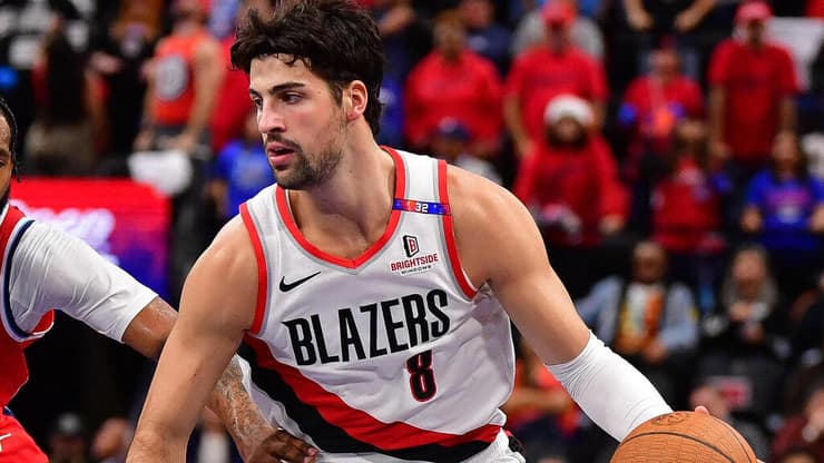 שחקן פורטלנד טרייל בלייזרס דני אבדיה (Gary A. Vasquez/Reuters) שחקן פורטלנד טרייל בלייזרס דני אבדיה