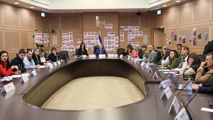 דיון על מצוקת המילואימניקים הבודדים בוועדת העלייה, הקליטה והתפוצות (צילום: דני שם-טוב, דוברות הכנסת) ועדת העלייה, הקליטה והתפוצות - דיון על חיילים בודדים