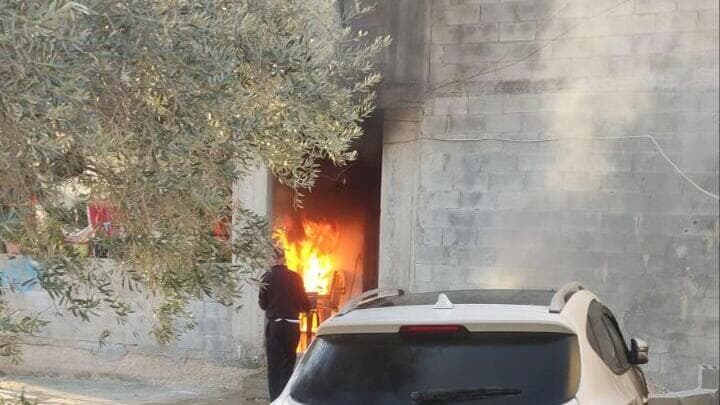 מתנחלים הציתו רכב ומבנים בחווארה