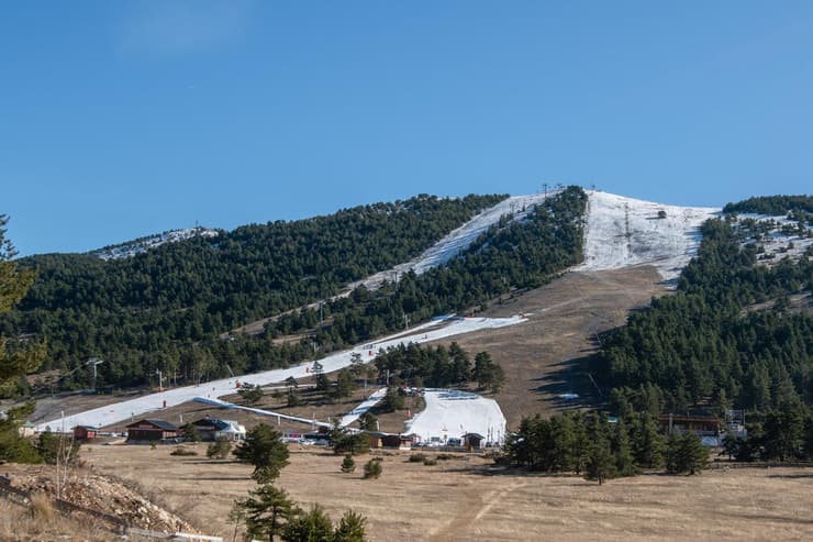 כמות שלג דלילה בצרפת בשל שינויי האקלים
