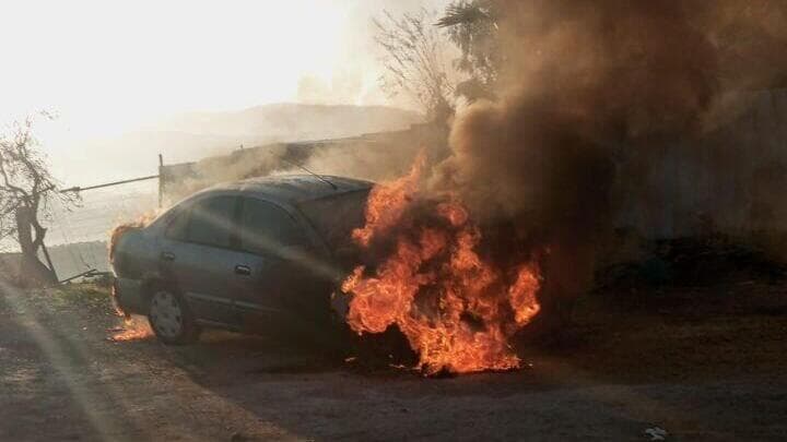 מתנחלים הציתו רכב ומבנים בחווארה