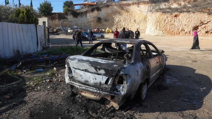 מתנחלים הציתו רכב ומבנים בחווארה