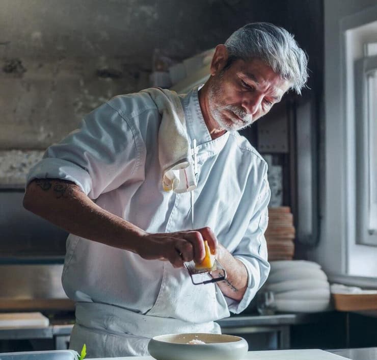 השף אוהד אמזלג (צילום: אסף קרלה) השף אוהד אמזלג