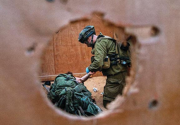 תרגול היחידה הרב-ממדית כפי שצילם המתעד הצבאי דויד ריבייב שנפצע בעזה
