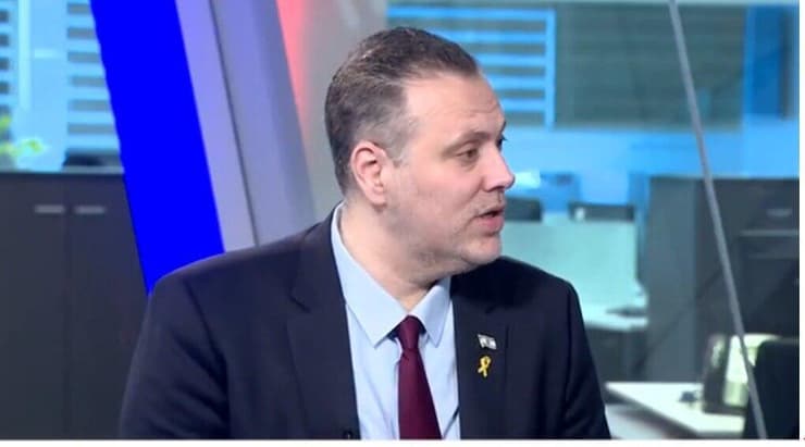 השר מיקי זוהר באולפן ynet