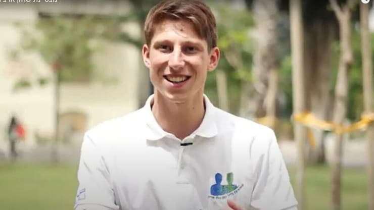 ולדיסלב סרגיינקו ז"ל (באדיבות עמותת "אח גדול" למען חיילים בודדים ) ולדיסלב סרגיינקו לוחם בודד ששם קץ לחייו