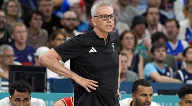 גורדון הרברט, מאמן באיירן מינכן (רויטרס) גורדון הרברט, מאמן באיירן מינכן