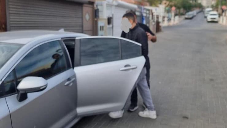 מעצרו של קטין בן 14, תושב אילת אשר תועד יורק בפניו של קטין אחר על רקע מוצאו