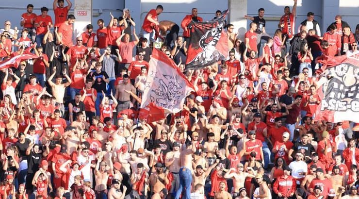 אוהדי הפועל תל אביב