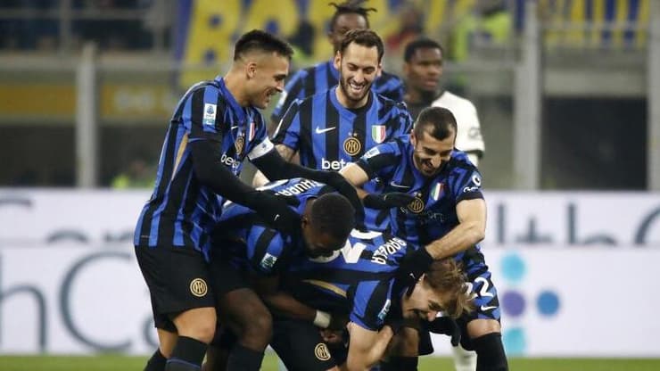 אינטר חוגגת (רויטרס) אינטר חוגגת