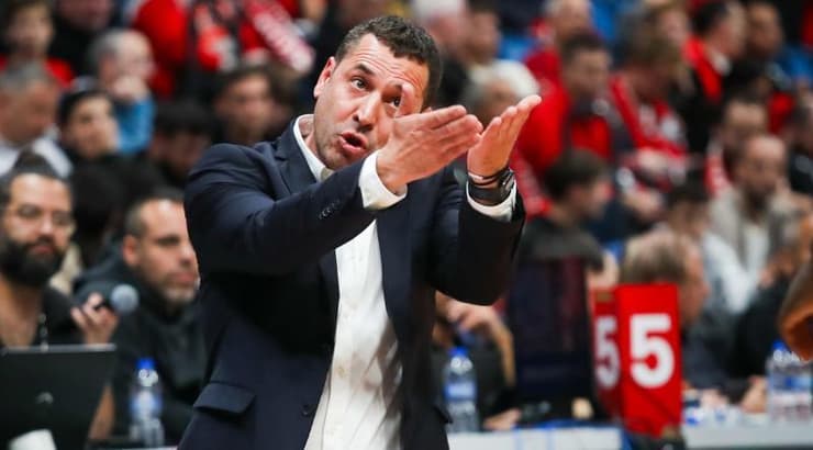 יונתן אלון (אורן בן חקון) יונתן אלון