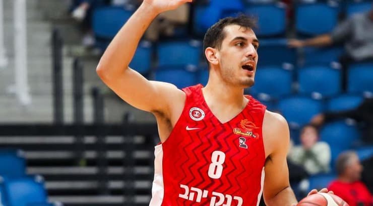 נועם דוברת (אורן בן חקון) נועם דוברת