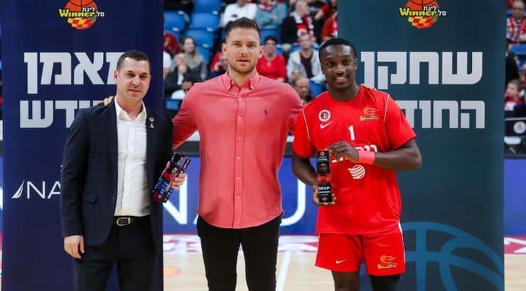 ג'ארד הארפר עם גל מקל ויונתן אלון (אורן בן חקון) ג'ארד הארפר עם גל מקל ויונתן אלון