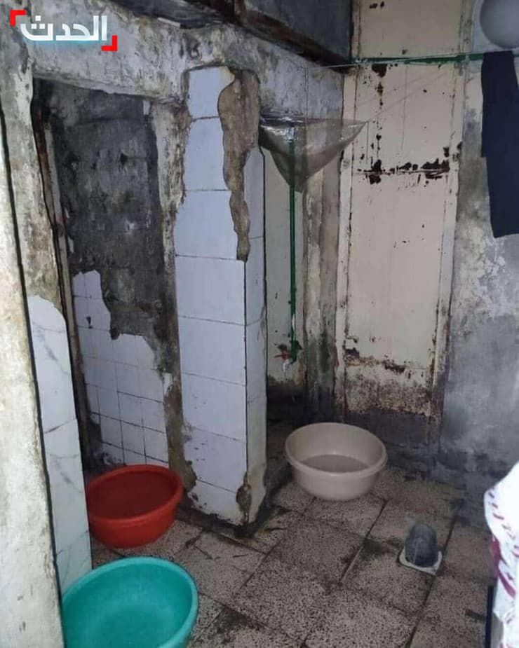 25 אנשים בתא אחד, מבט מושפל כל העת לרצפה. כלא סיידנאיא כלא סידנאיא ממנו שחררו אסירים