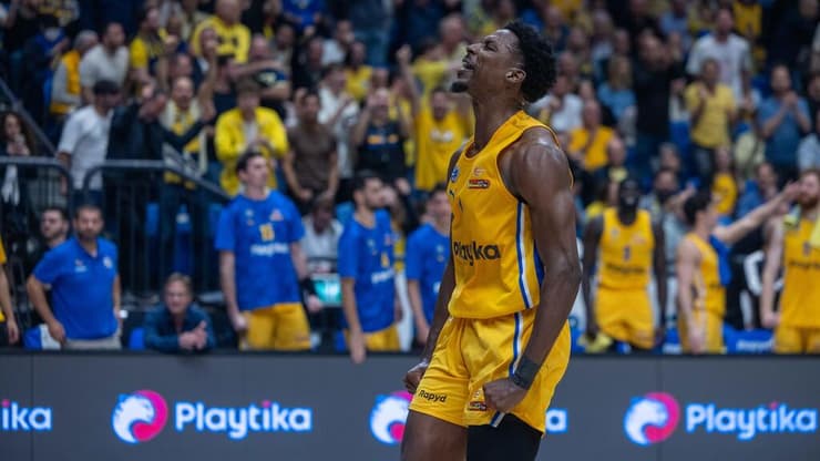 שחקן מכבי ת"א ג'יילן הורד