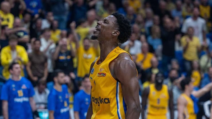 שחקן מכבי ת"א ג'יילן הורד