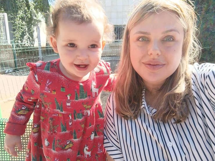 רוני רוסו עם בתה