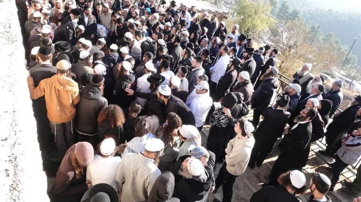 הלוויתו של ישראל שאשא ז"ל במירון