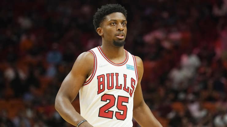 קוק במדי שיקגו בולס ב-2021