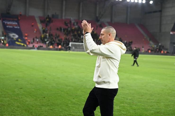 קו שלושה בלמים שסידר פתיחה מוחצת. רן קוז'וך (צילום: הרצל יוסף) רן קוז'וך הפועל באר-שבע