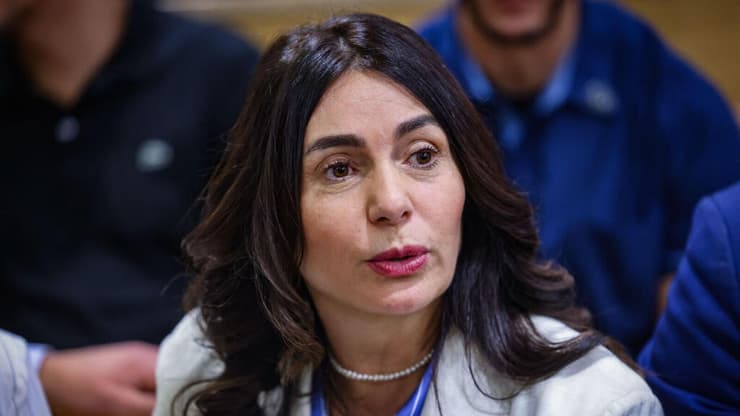 מירי רגב