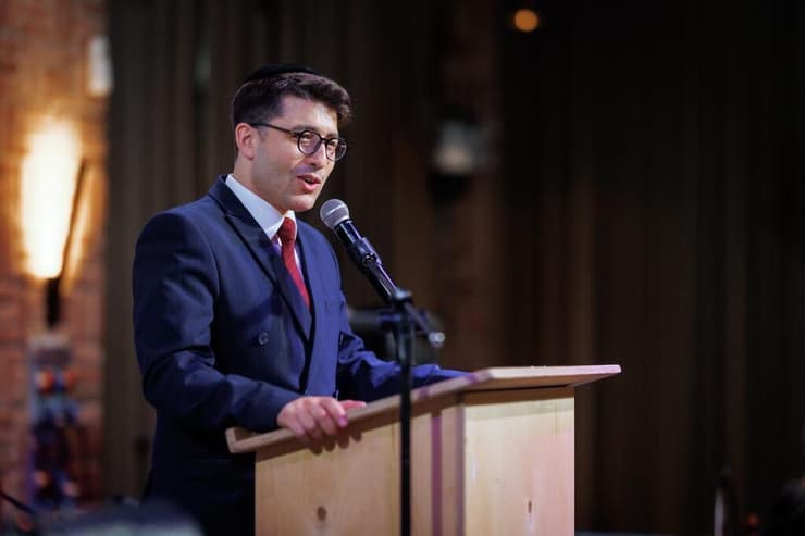 עו"ד אלעד זמיר