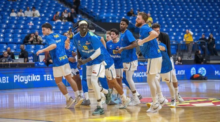 שחקני מכבי תל אביב (רועי כפיר) שחקני מכבי תל אביב