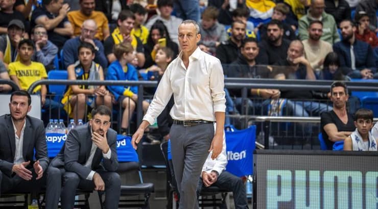 עודד קטש (רועי כפיר) עודד קטש