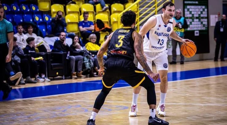 רועי הובר (פיב"א) רועי הובר