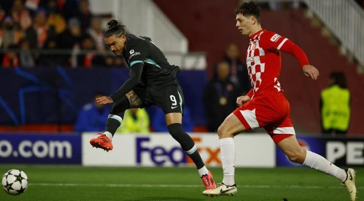 דארווין נוניס שוב לרא משכיל לנצל מצב נהדר