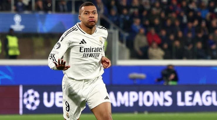 קיליאן אמבפה חוגג