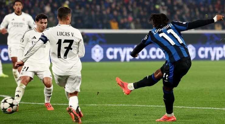 אדמולה לוקמן כובש