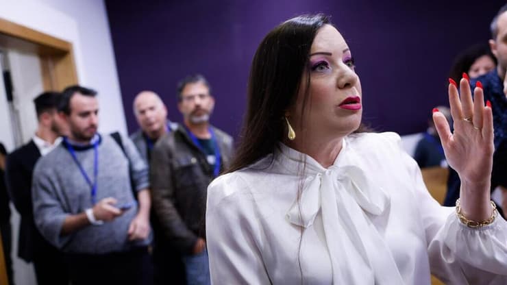 טלי גוטליב באולם הדיונים בתיקי האלפים - עדות נתניהו