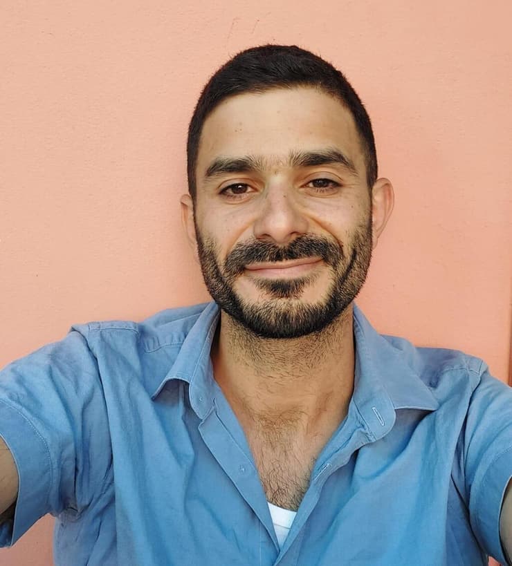 יצחק כהן בימיו ללא כיפה