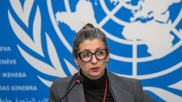 אלבנזה במסיבת עיתונאים בז'נבה. ארכיון (צילום: Fabrice COFFRINI / AFP) פרנצ'סקה אלבנזה