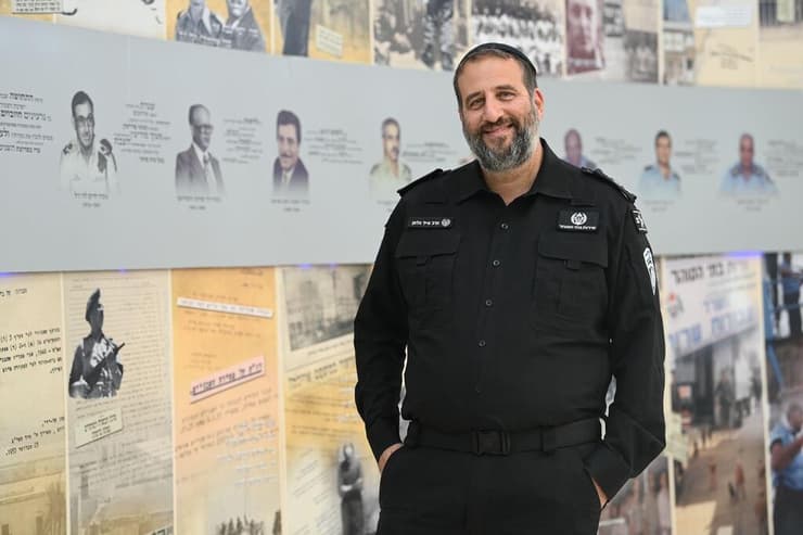 גונדר-משנה הרב אייל סלמן. "הבנו את המצב וראינו את הכוח שיש לנו ביד" (צילום: דוברות שב"ס) הרב אייל סלמן