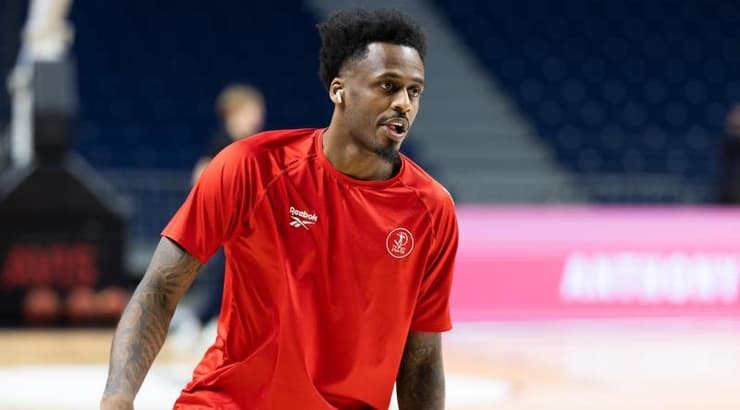 אנטוניו בלייקני מתחמם (אחר) אנטוניו בלייקני מתחמם