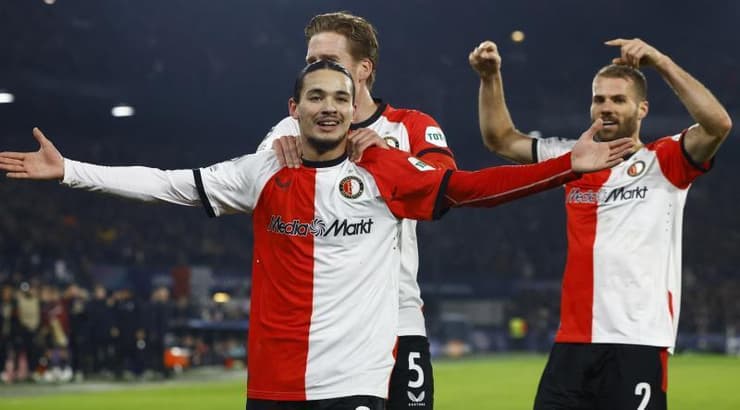 שחקני פיינורד בטירוף (רויטרס) שחקני פיינורד בטירוף