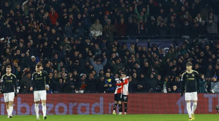 שחקני פיינורד באקסטזה (רויטרס) שחקני פיינורד באקסטזה