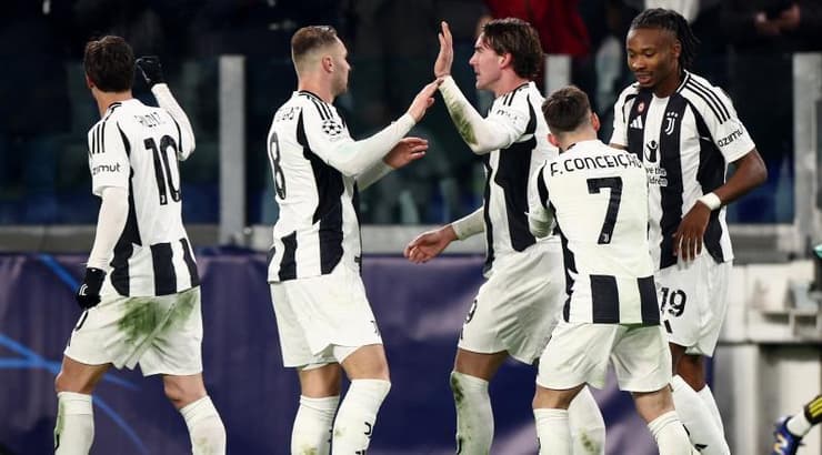 שחקני יובנטוס בטירוף (רויטרס) שחקני יובנטוס בטירוף