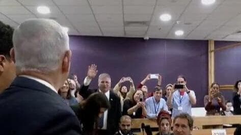 יואב קיש בעדות נתניהו (צילום: קונטקט) יואב קיש בעדות נתניהו