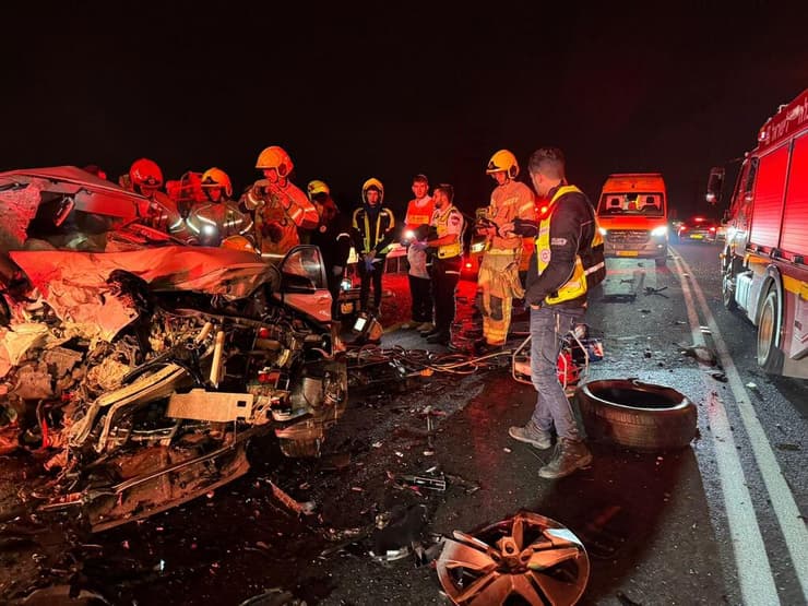 זירת התאונה בכביש 42, ליד יבנה