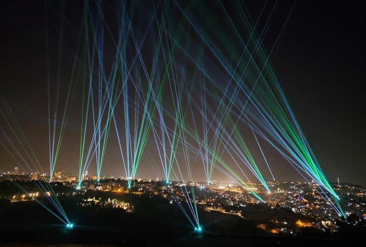 מופע היי לייט