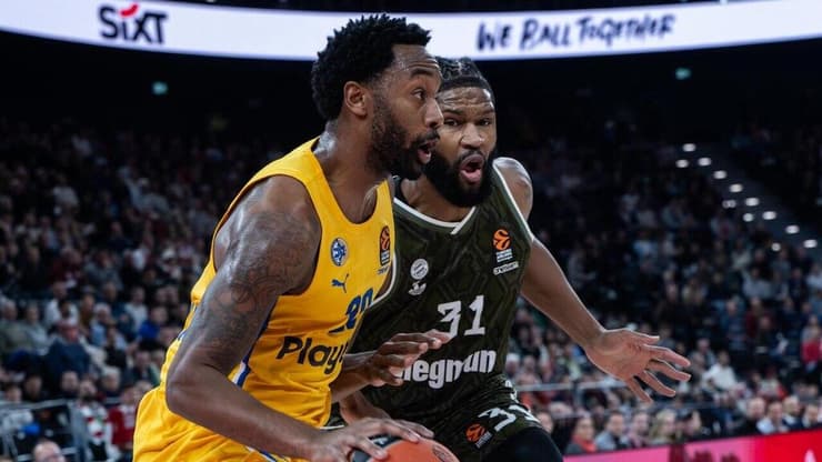 שחקן מכבי ת"א ליוואי רנדולף