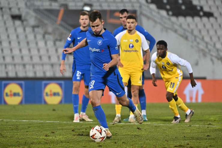 ותודה לריגה על הפנדל הכושל