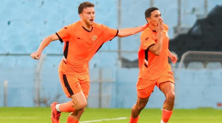 מאור ביטון חוגג (שחר גרוס) מאור ביטון חוגג