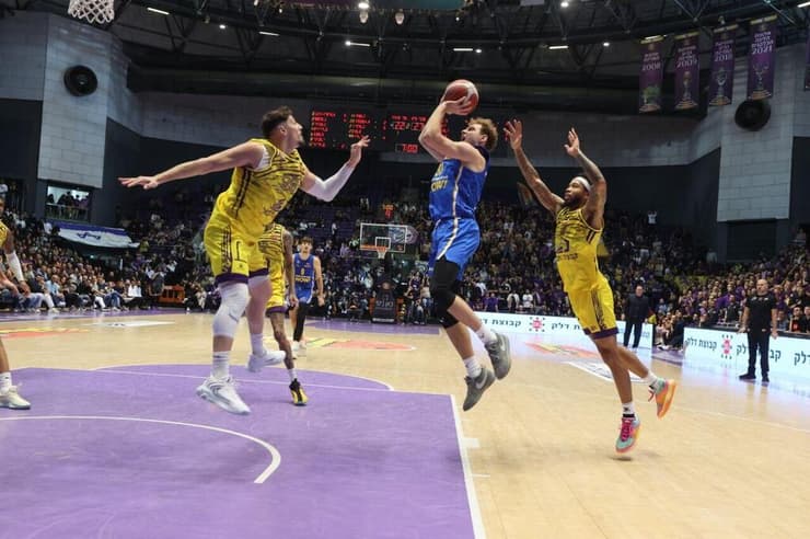 רוקאס יוקובאיטיס